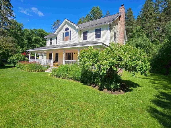 74 Beaver Pond Road, Waterbury, VT 05677