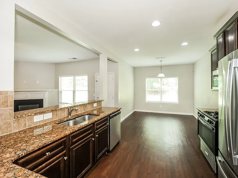 3183 Fonseca Pass — Photo 8