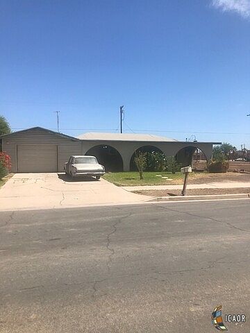 1st image of 364 E Heil Ave