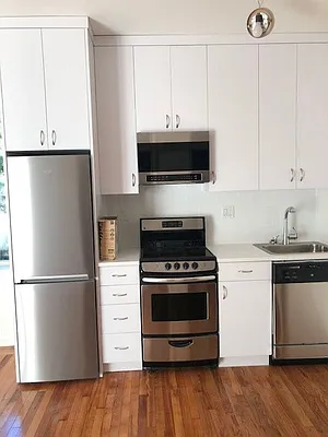 Rented by Georgine Podhorsky, LREB | media 9