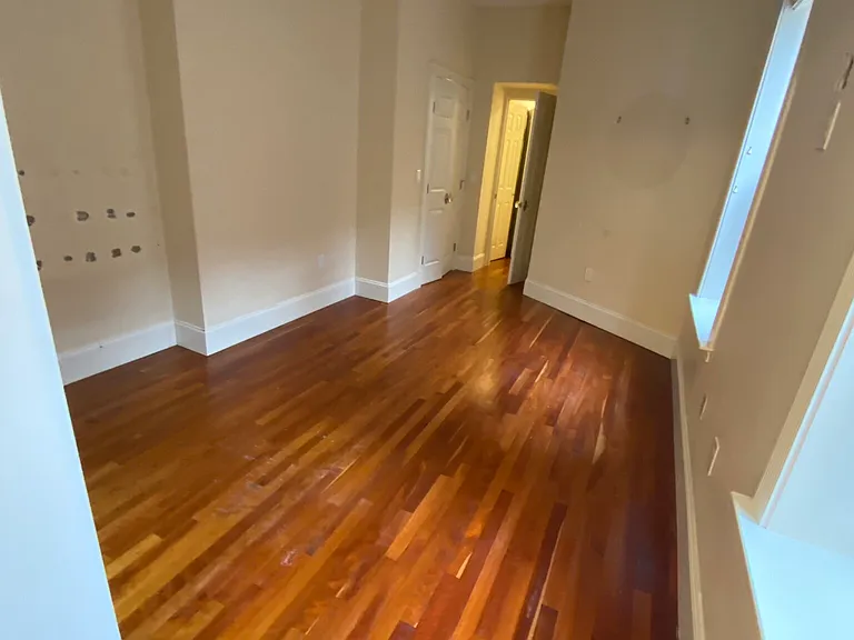 16 Temple St #3 — Photo 13