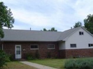 703 S Benwood Dr, Carbondale, IL 62901