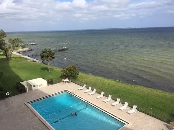 3rd image of 615 Bayshore Dr APT 405