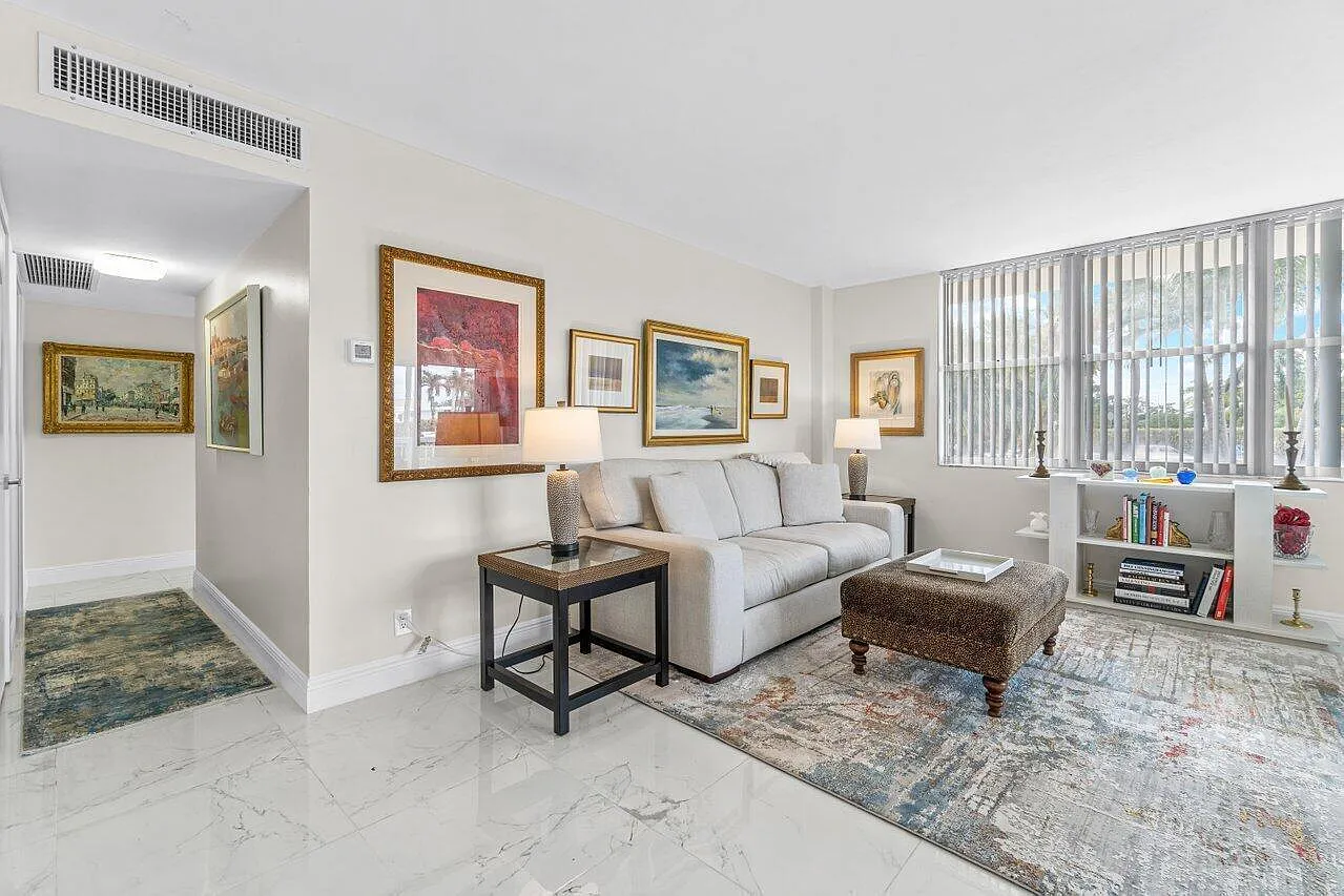2600 N Flagler Dr — Photo 3