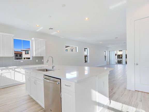 Home For Sale In Alton