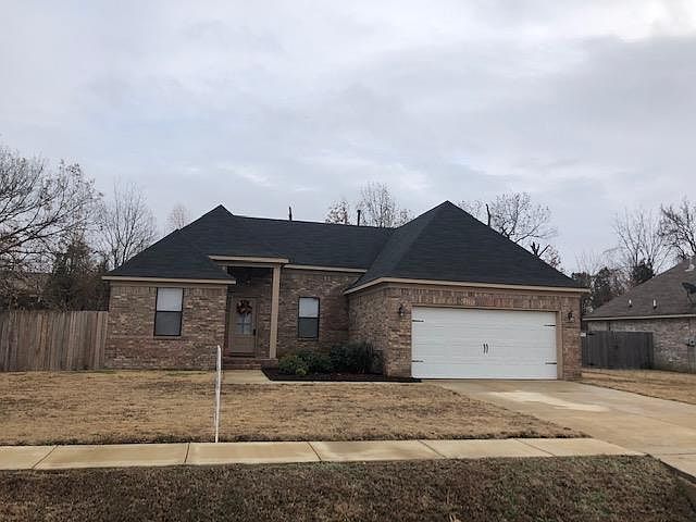1st image of 900 Bayou Vista Dr
