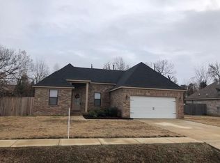 900 Bayou Vista Dr, Marion, AR 72364