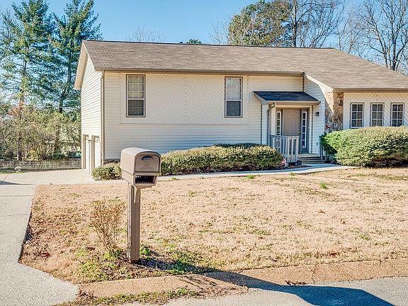 2nd image of 8804 Pebble Creek Rd