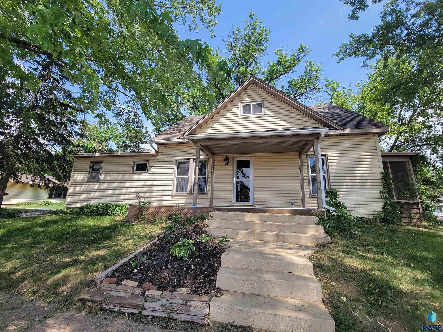 200 W 1st St, Hartford, SD 57033 MLS 22303592 Zillow