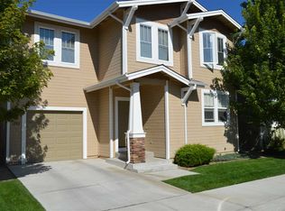 1282 Woodside Dr, Gardnerville, NV 89460