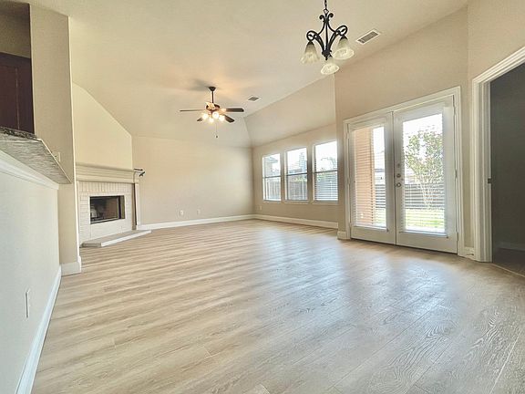 5th image of 5313 Hampshire Dr