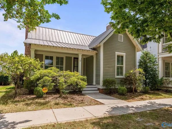 5 Chalkstone St NW, Huntsville, AL 35806