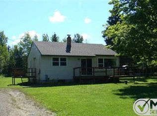 9670 Y Rd, Rapid River, MI 49878
