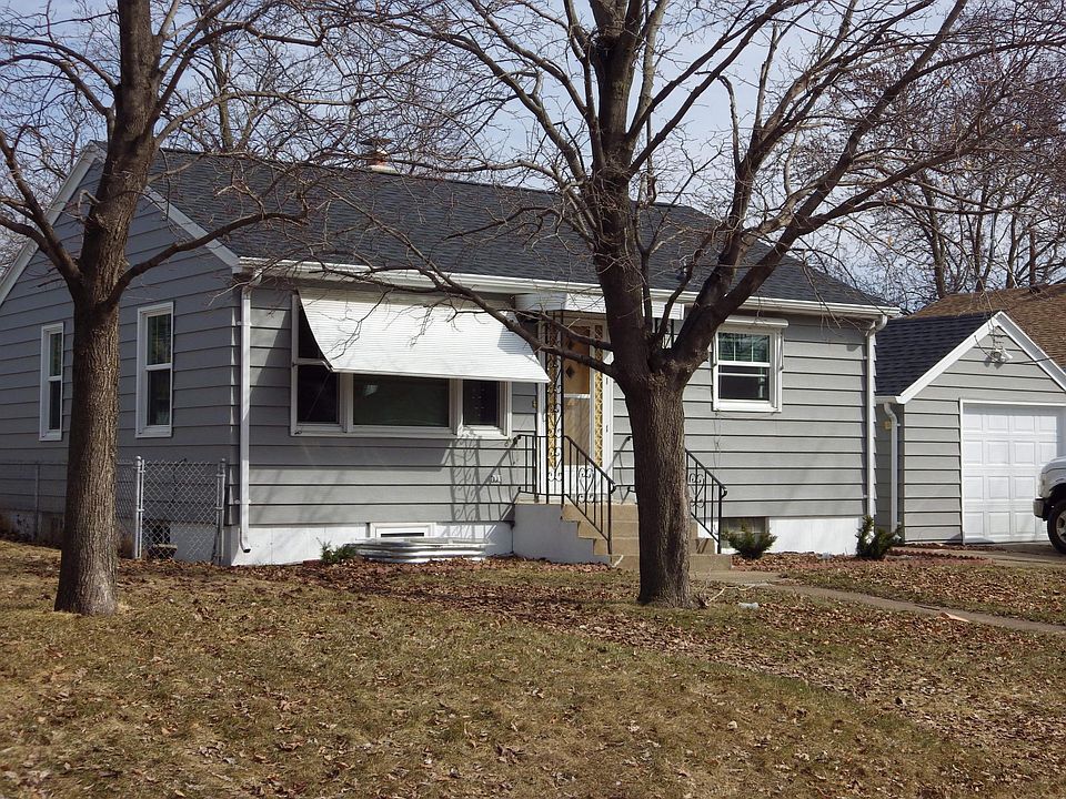 1st image of 108 20th Ave N
