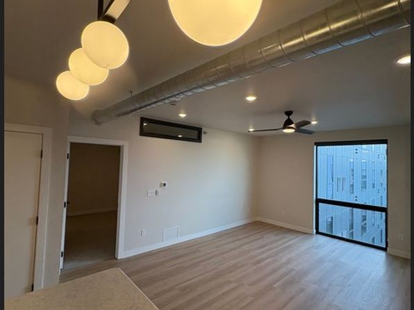 200 E 12th St #520
