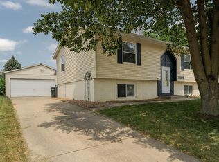 2107 46th St NW, Rochester, MN 55901