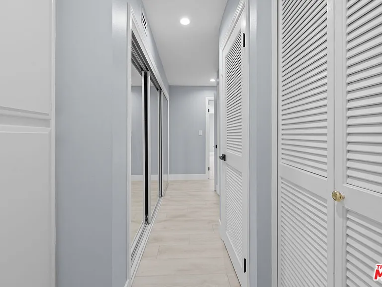 441 N Oakhurst Dr #206 — Photo 13