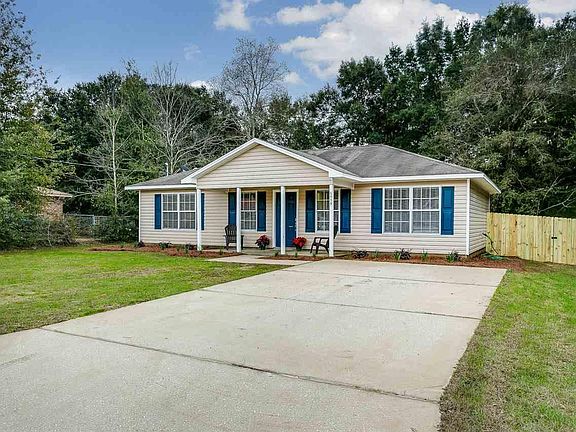 4th image of 5559 Woodcrest Dr