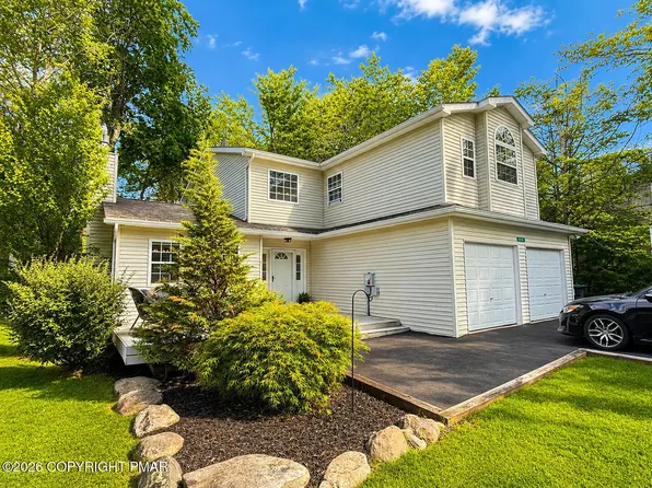 113 Saint Regis Walk, Tobyhanna, PA 18466