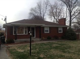 6908 Ledgerock Rd, Louisville, KY 40219