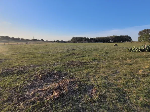 1897 County Road 326 LOT 10B, Adkins, TX 78101
