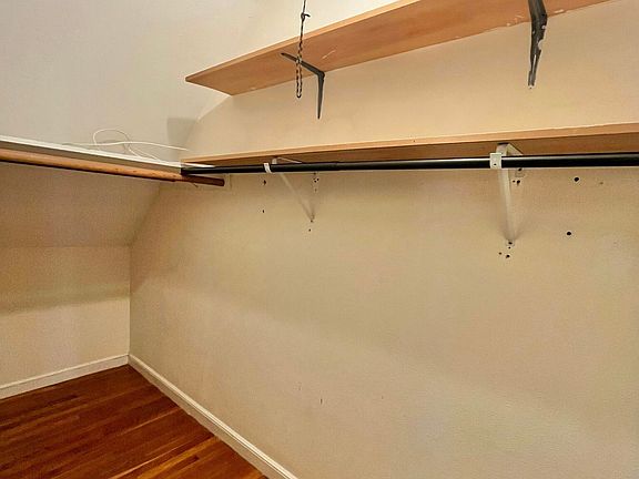 5th image of 649 Washington St #17