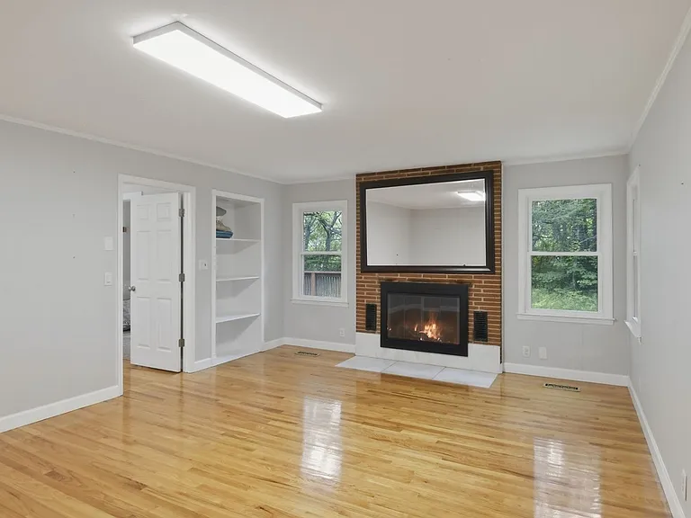 1306 Brockton Dr — Photo 11