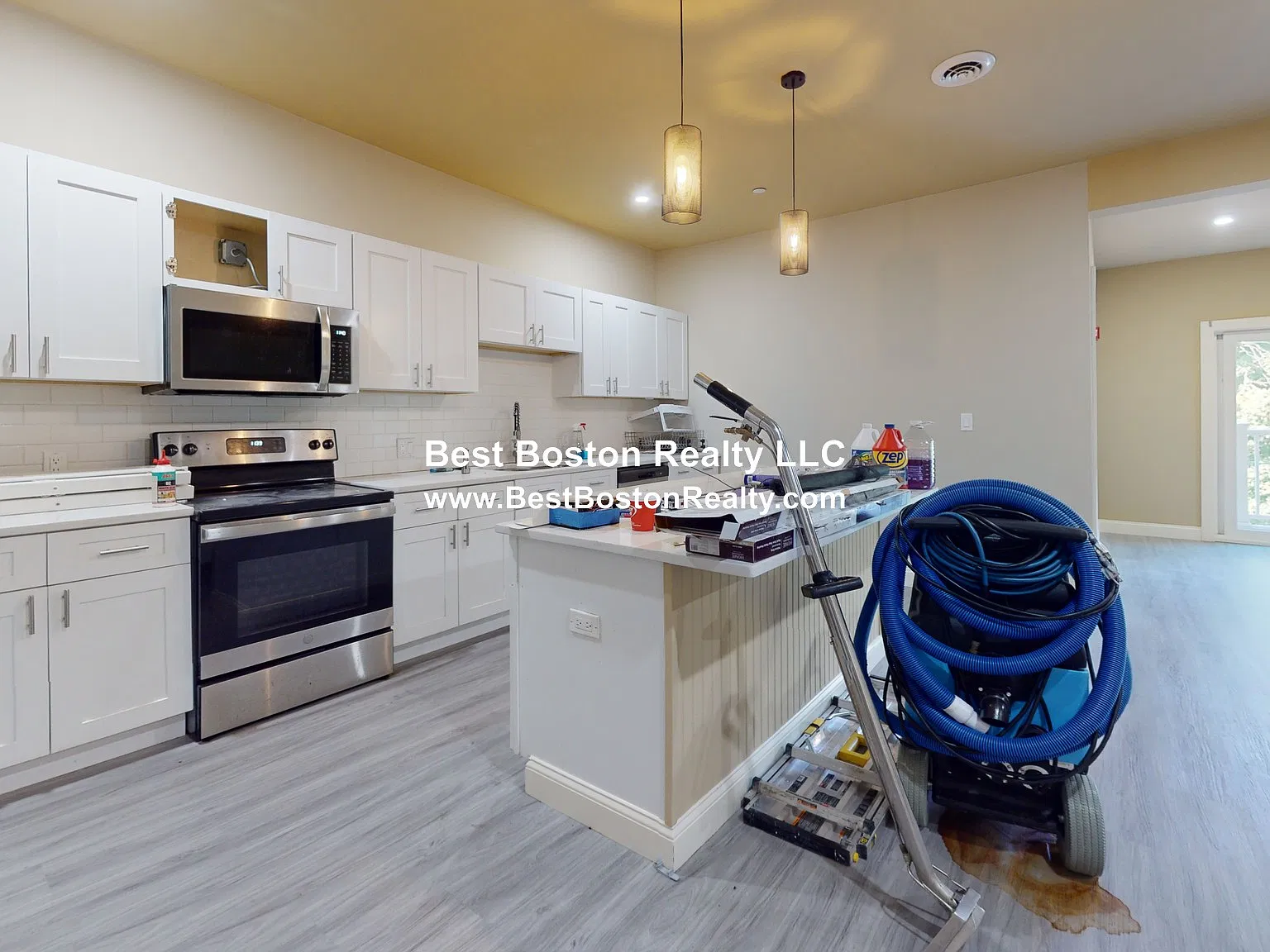 2 bed, 2.0 bath, $2,695 — Photo 2