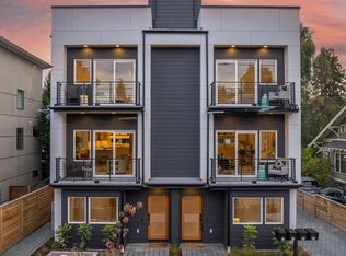 617 N 48th St #A, Seattle, WA 98103