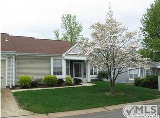 1043B Canterbury Dr, Manchester, NJ 08759