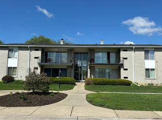 8465 Kennedy Cir UNIT 5, Warren, MI 48093