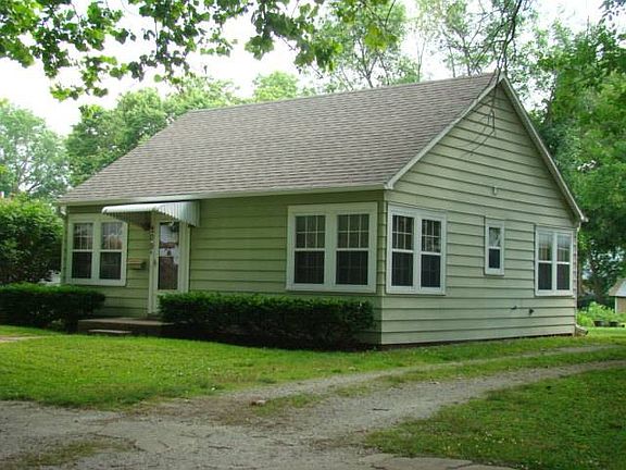 2nd image of 209 N West St