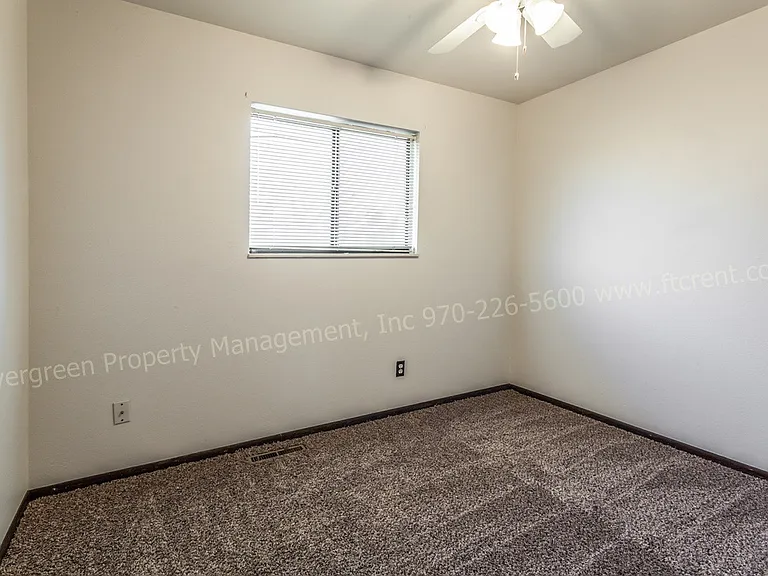 1925 Leicester Way — Photo 13