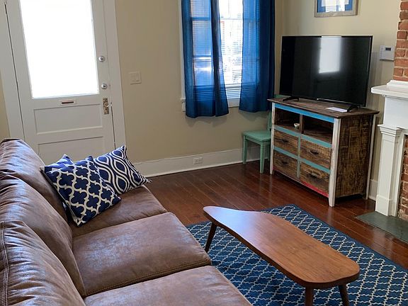 5th image of 828 3rd St