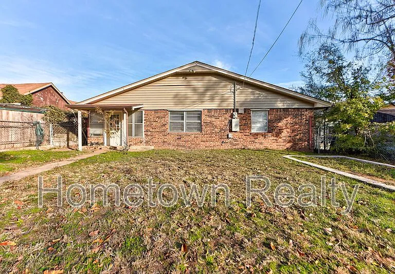 605 W Clarke St — Photo 43