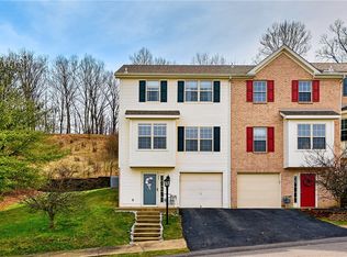 225 Hillvue Dr, Mars, PA 16046
