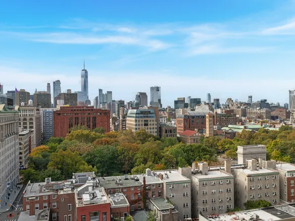 20 East 9th Street image 4 of 38