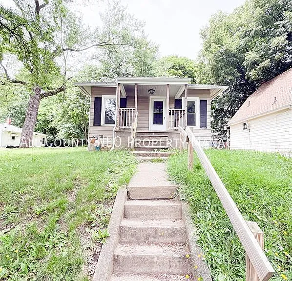 580 Winans Ave — Photo 1