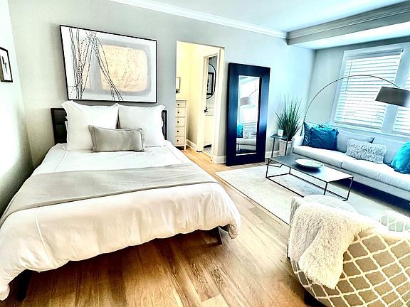 5th image of 922 S Washington St APT 108