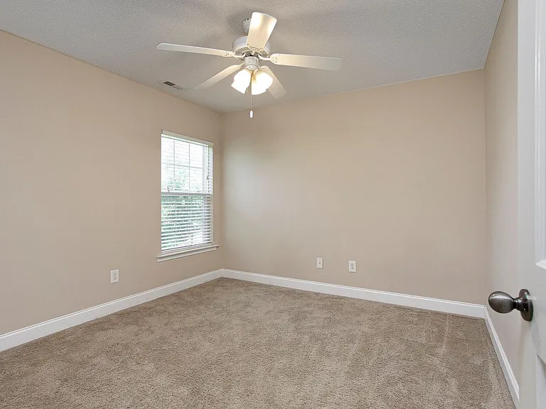 2002 Remington Oaks Cir — Photo 21