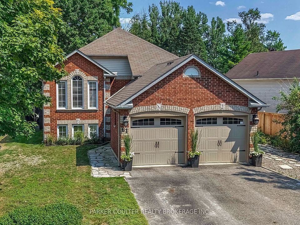 1st image of 61 Dyer Dr