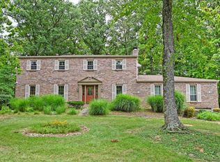 9616 Hollyleaf Cir, West Chester, OH 45241