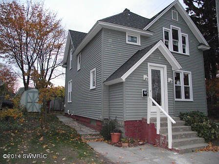 3rd image of 406 S Lavinia St