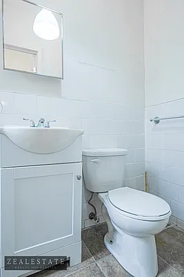 Rented by ZealEstate Group Inc | media 19