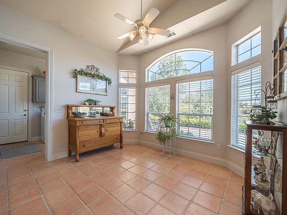4th image of 2707 Blue Bell Dr