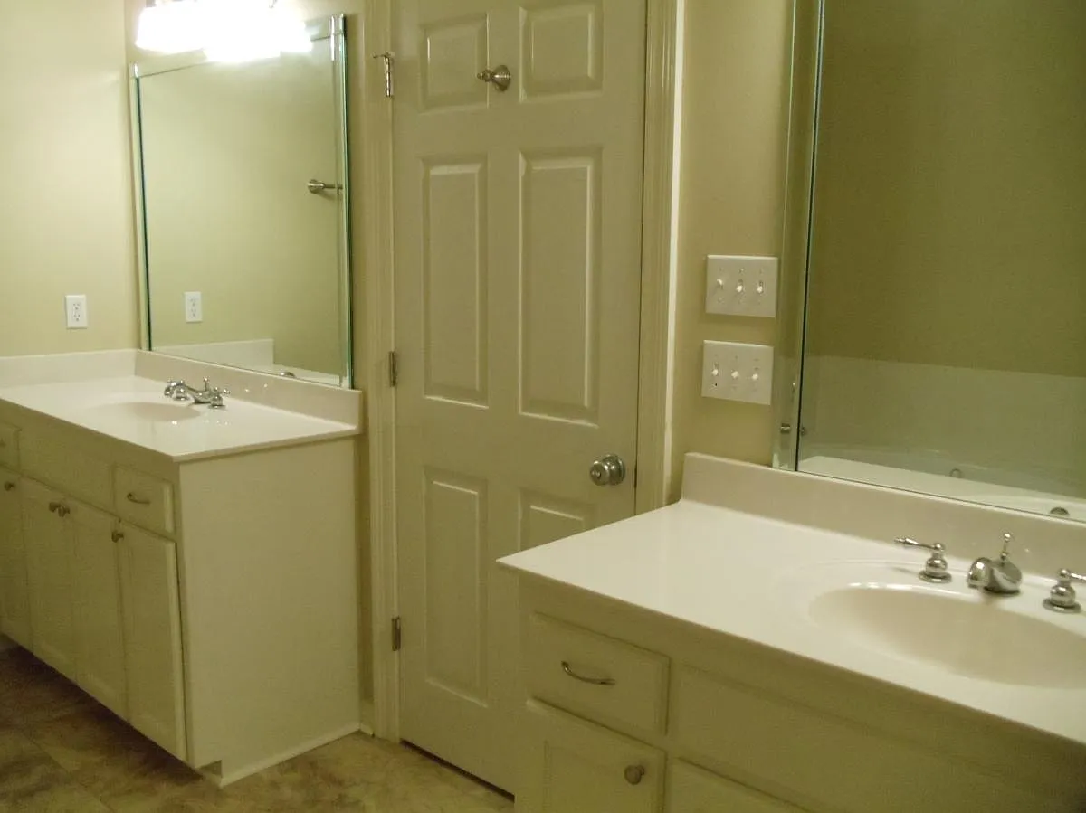 15920 Belle Angela Ave — Photo 3