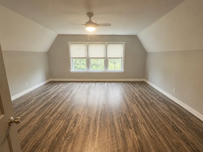149 Richmond Ave #5 — Photo 1