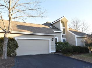 2 Exeter Ct UNIT 2, Mystic, CT 06355