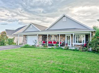 40 Copper Beach Ct, Christiansburg, VA 24073