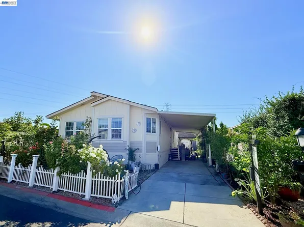 5223 Sundance Dr, Livermore, CA 94551